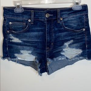 American Eagle High-Waisted Shortie’s